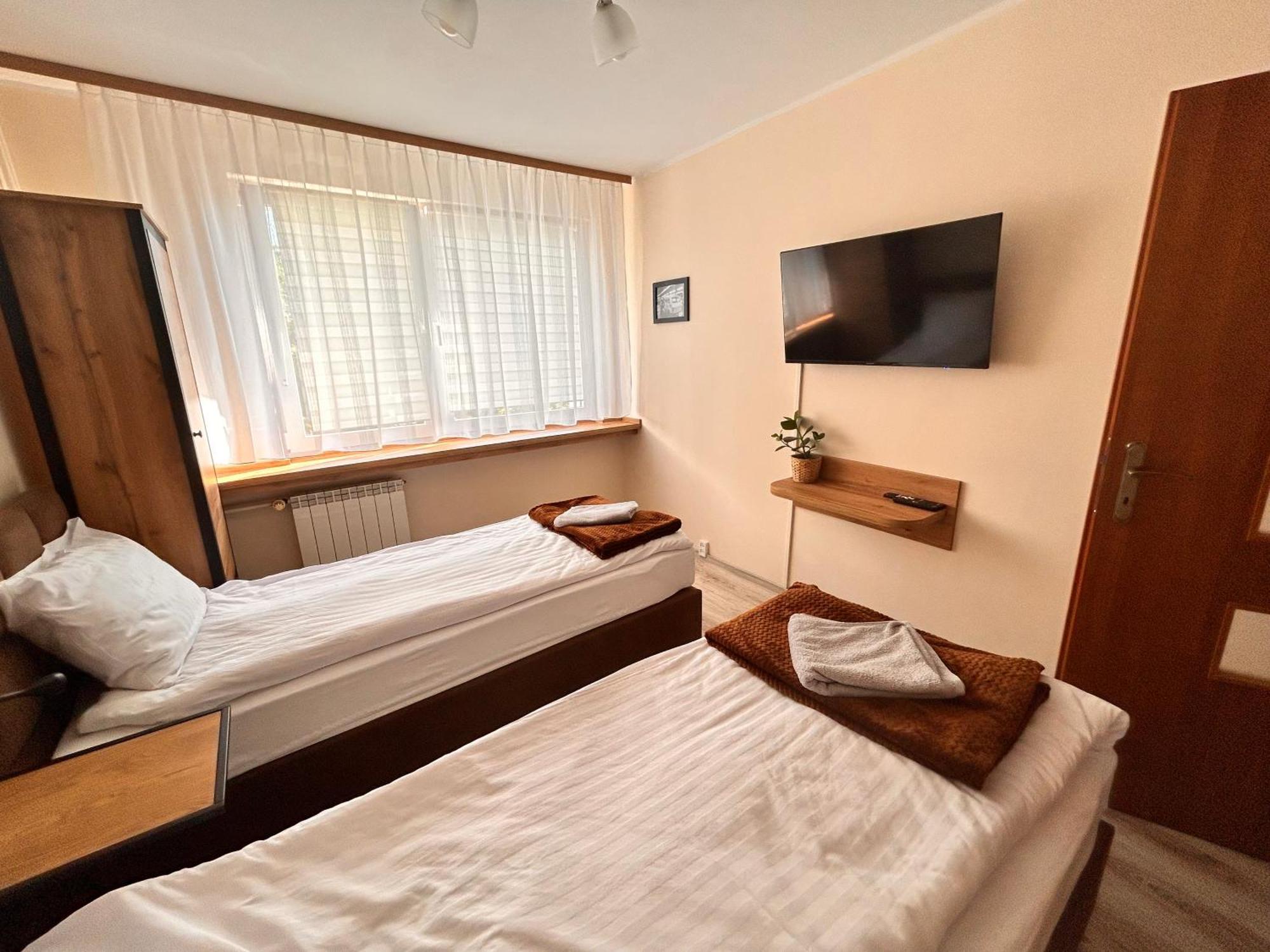 Apartament Tychy Miasto 60M2 Bagian luar foto