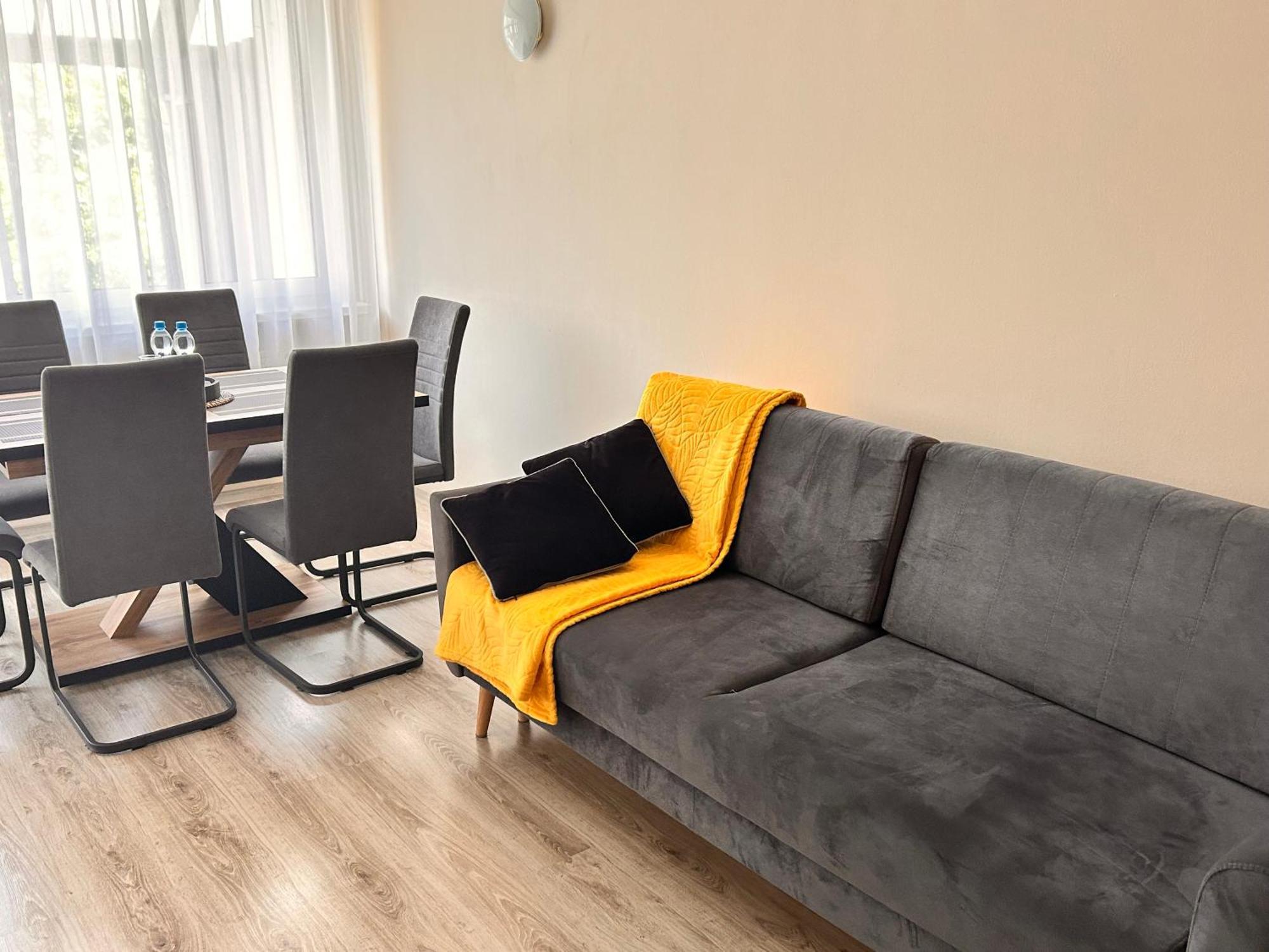 Apartament Tychy Miasto 60M2 Bagian luar foto